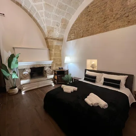 Kairos Apartment Brindisi Exterior photo